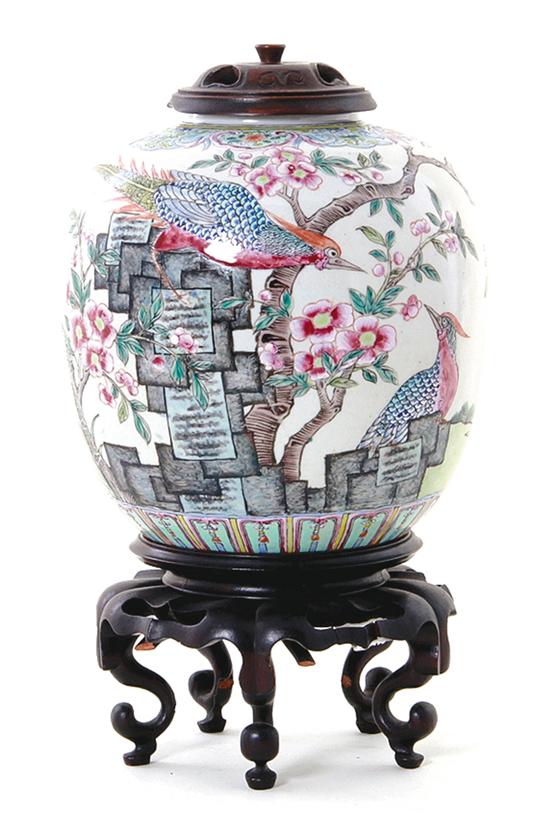 Chinese famille rose covered jar