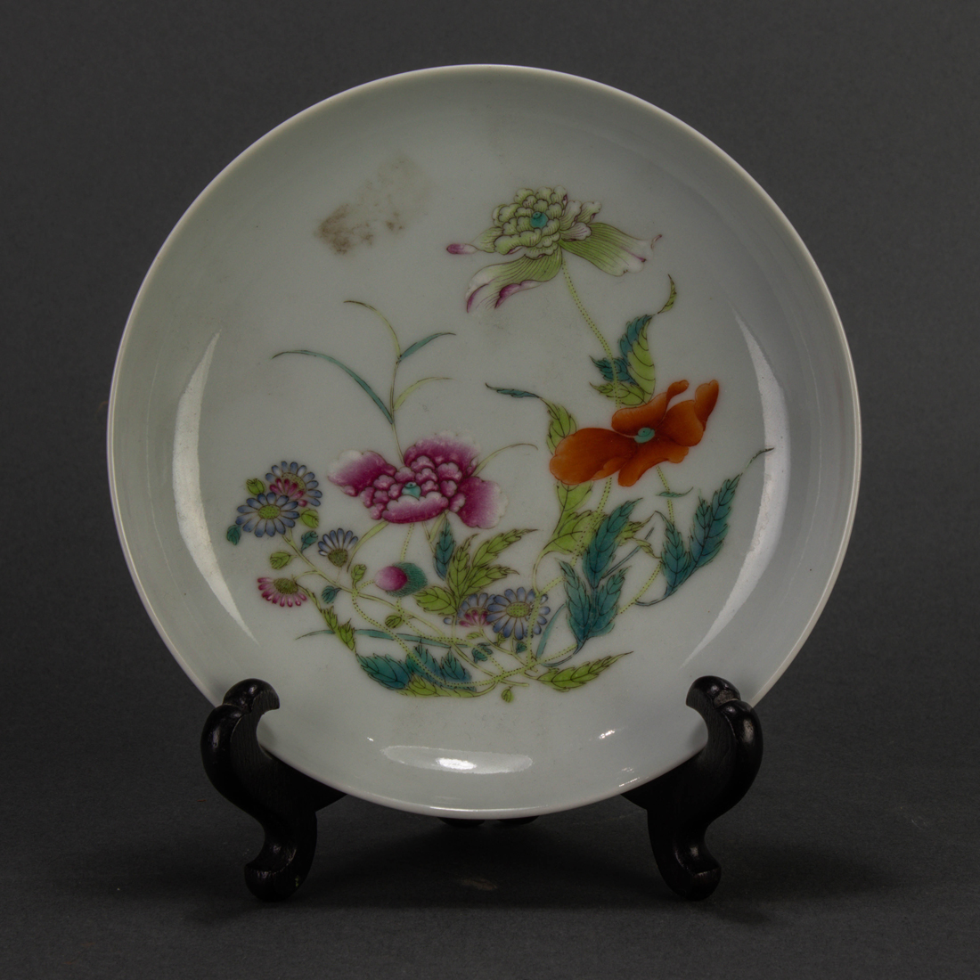 CHINESE FAMILLE ROSE DISH Chinese
