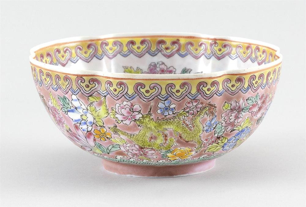 CHINESE FAMILLE ROSE EGGSHELL