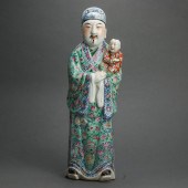 CHINESE FAMILLE ROSE FIGURE OF