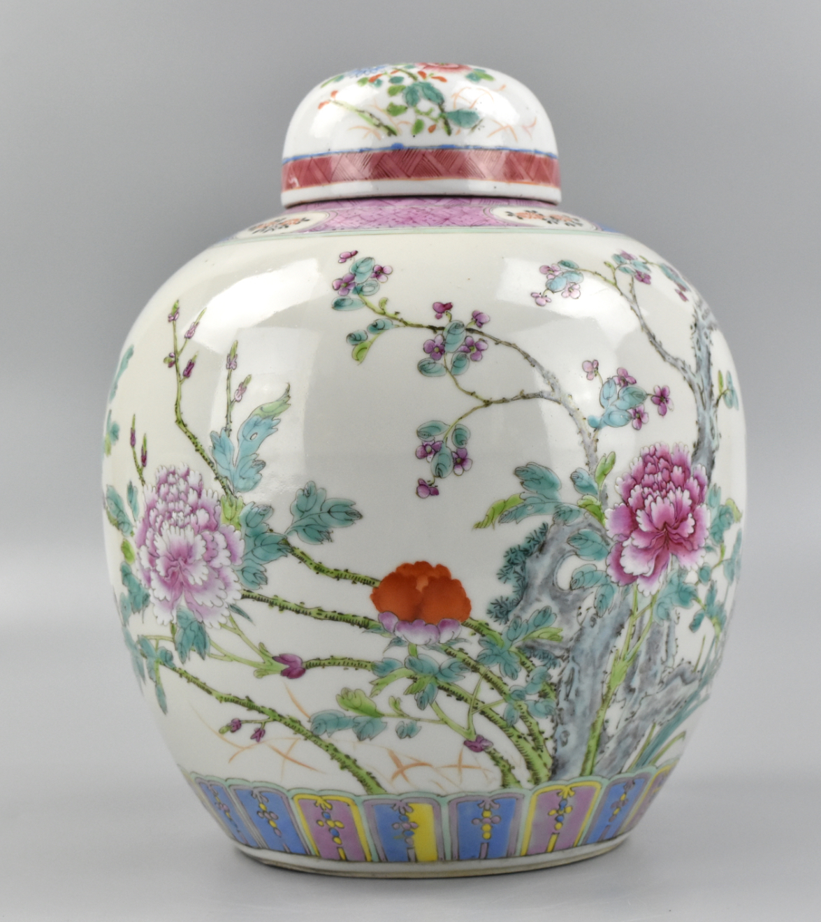 CHINESE FAMILLE ROSE FLORAL JAR &