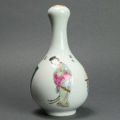 CHINESE FAMILLE ROSE GARLIC MO