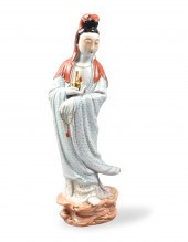 CHINESE FAMILLE ROSE GUANYIN,F