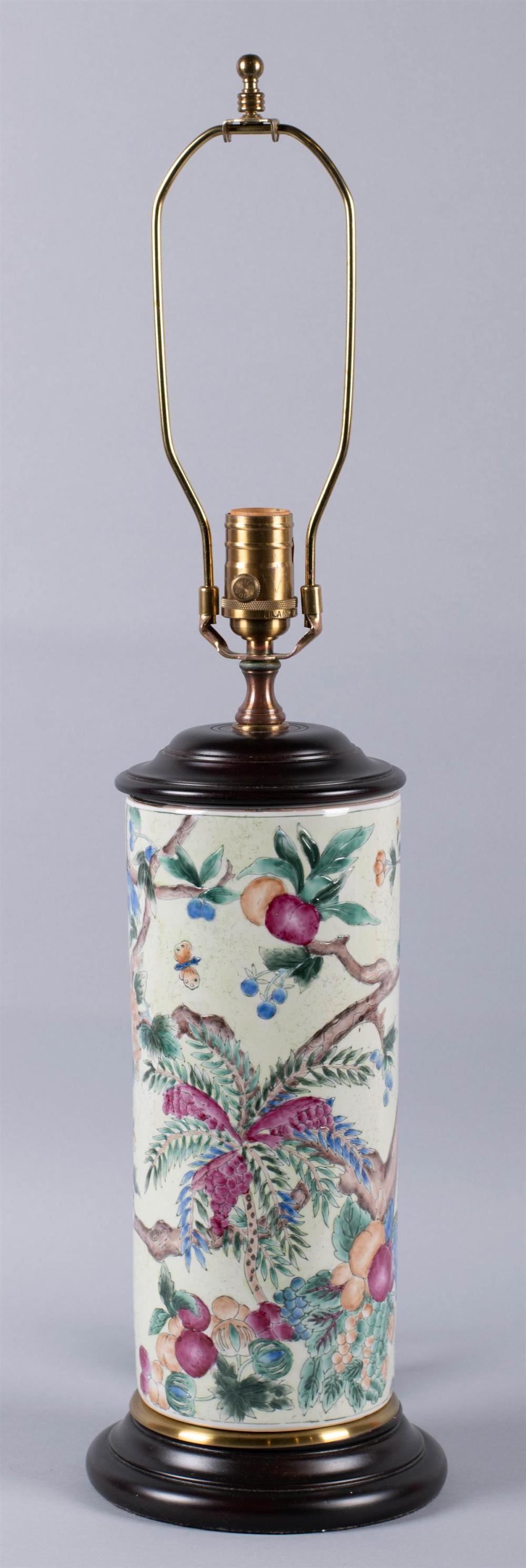 CHINESE FAMILLE ROSE HAT STAND, NOW