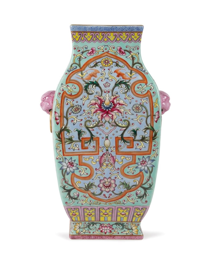 CHINESE FAMILLE ROSE PANELED