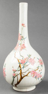 CHINESE FAMILLE ROSE PEONY BOT