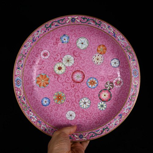 CHINESE FAMILLE ROSE PINK GROUND