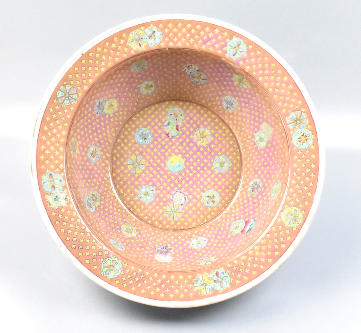 CHINESE FAMILLE ROSE PORCELAIN