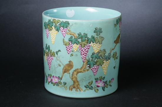 CHINESE FAMILLE ROSE PORCELAIN