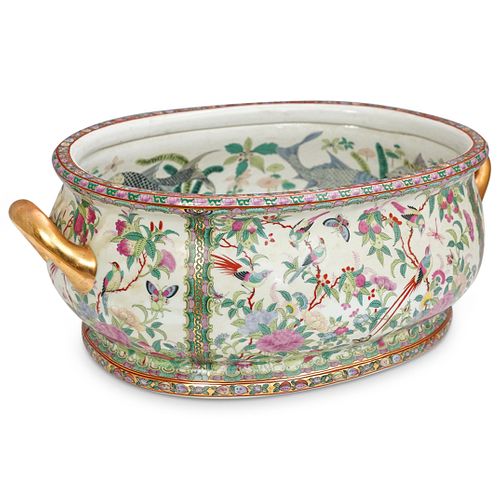 CHINESE FAMILLE ROSE PORCELAIN FISH