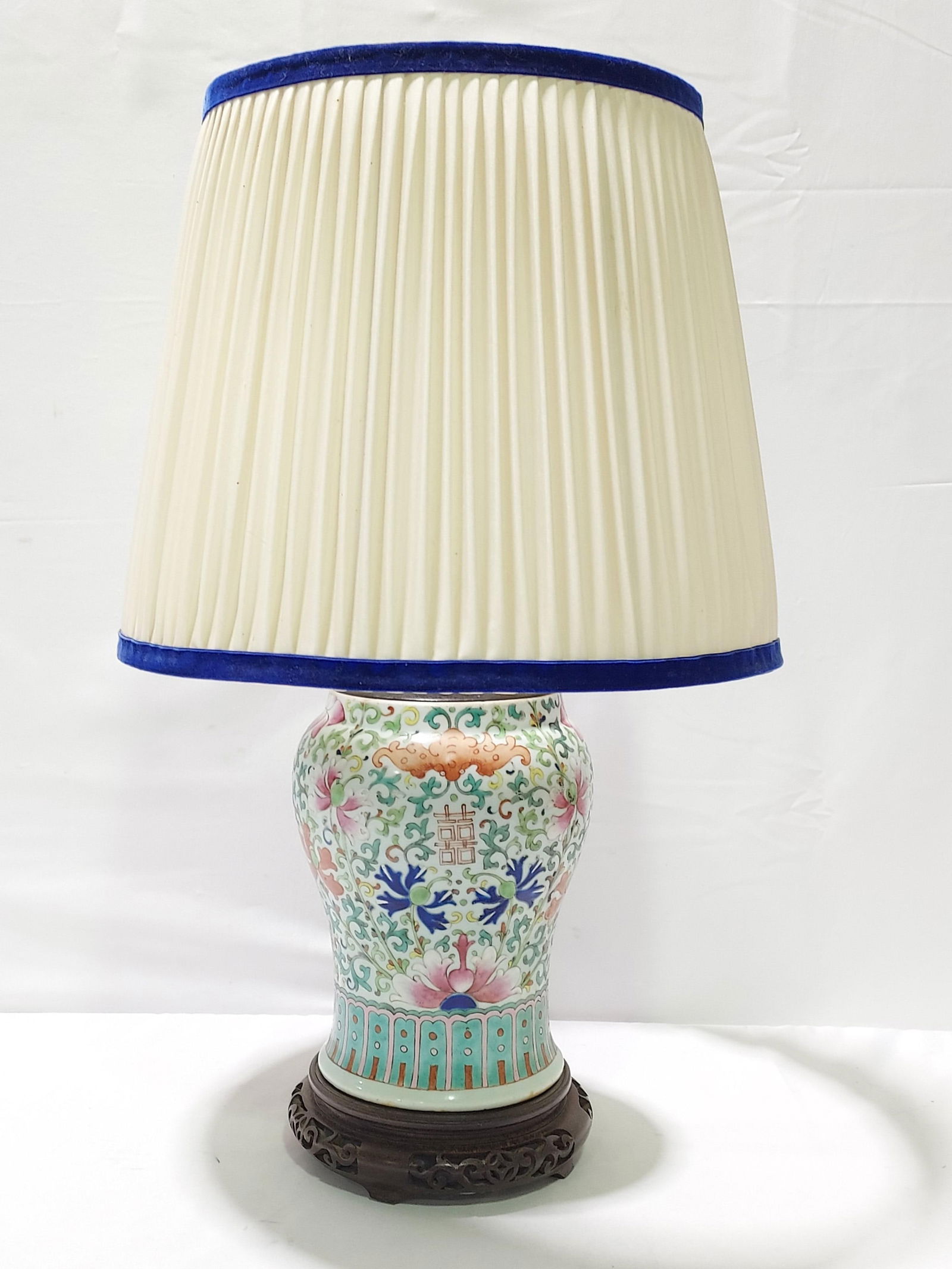CHINESE FAMILLE ROSE PORCELAIN G.