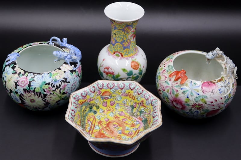 CHINESE FAMILLE ROSE PORCELAINS