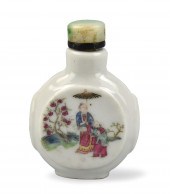 CHINESE FAMILLE ROSE SNUFF BOT