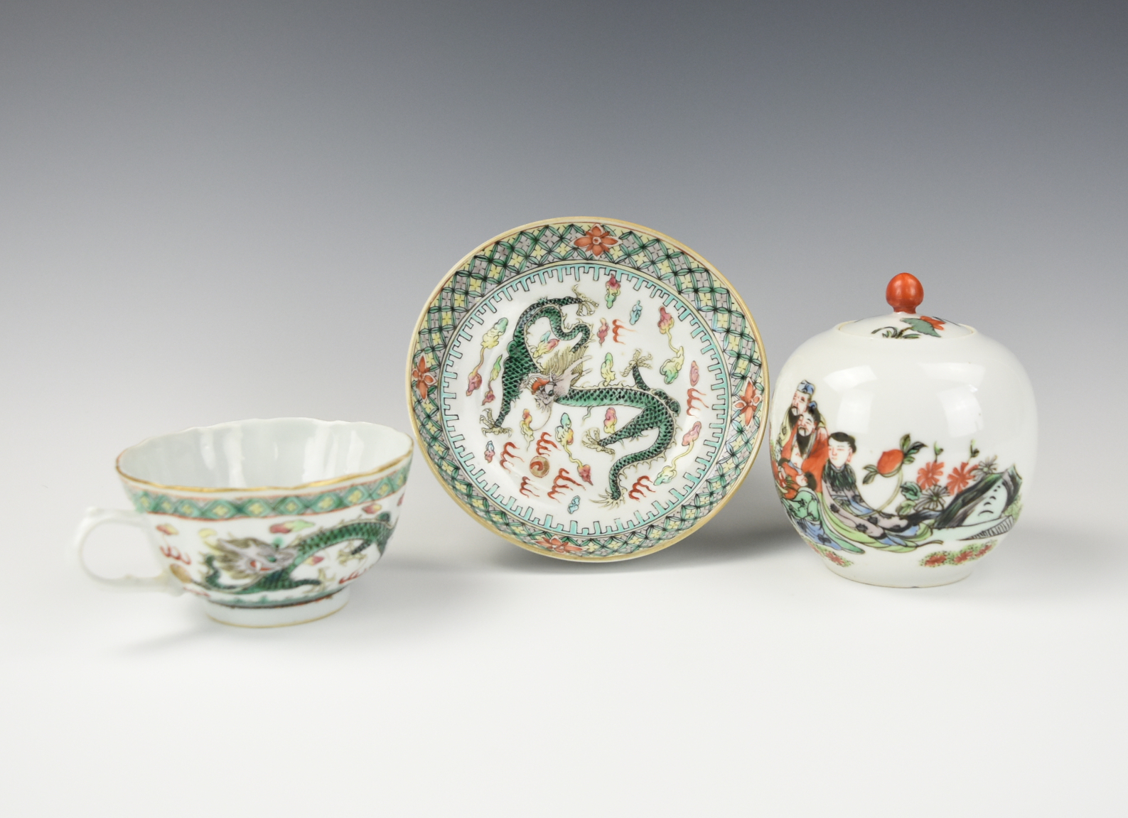 CHINESE FAMILLE ROSE TEA SET &WUCAI