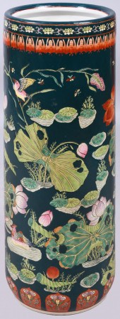 CHINESE FAMILLE ROSE TEAL GROU
