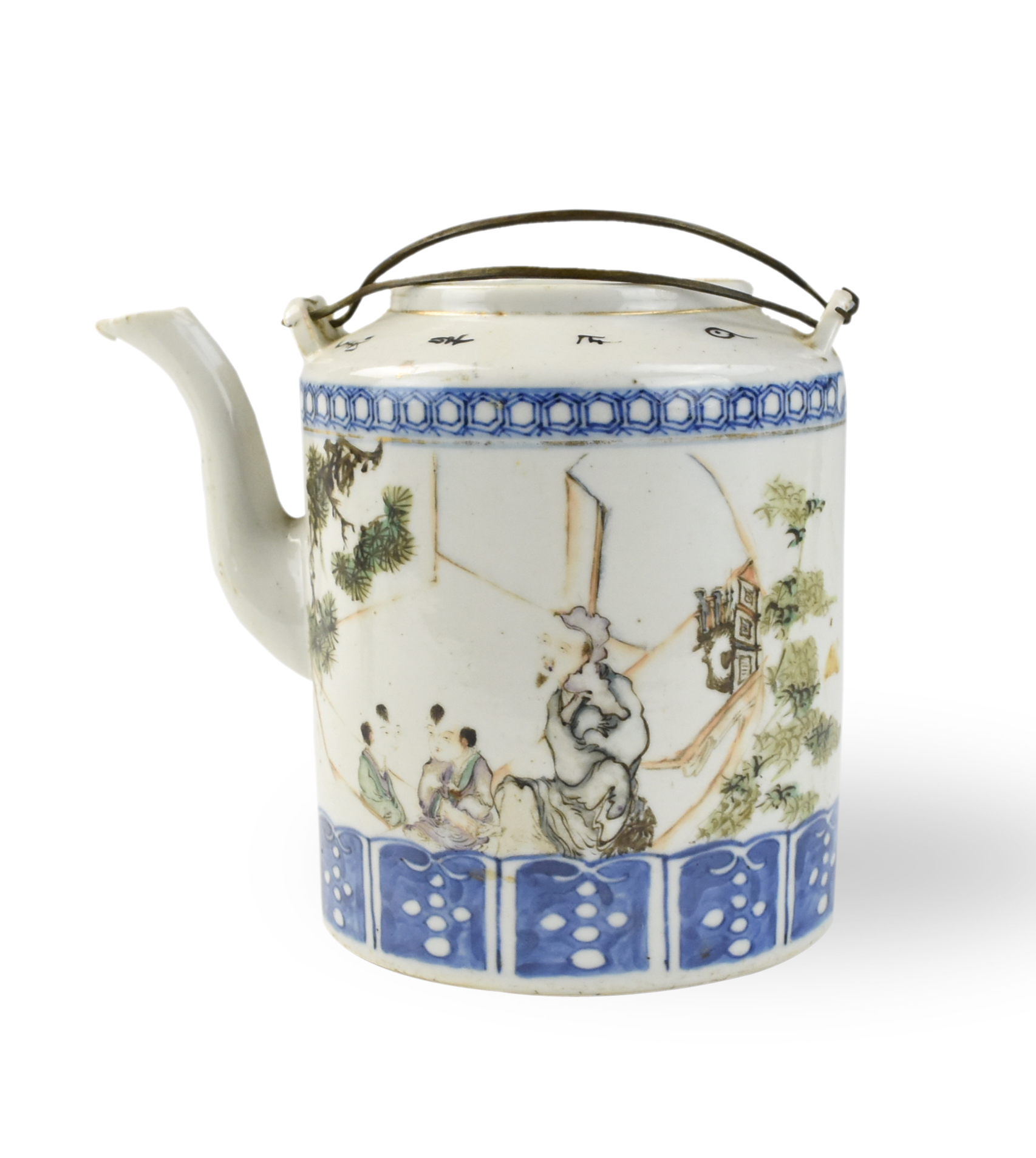 CHINESE FAMILLE ROSE TEAPOT AND