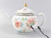 CHINESE FAMILLE ROSE TEAPOT,YO
