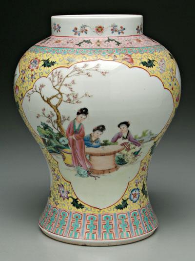 Chinese famille rose vase, baluster