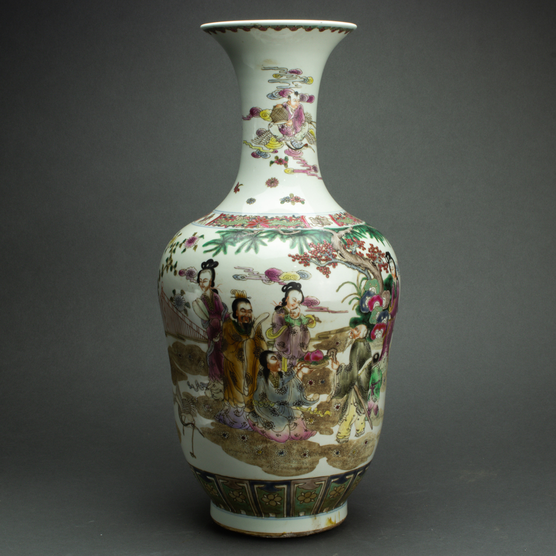 CHINESE FAMILLE ROSE VASE Chinese