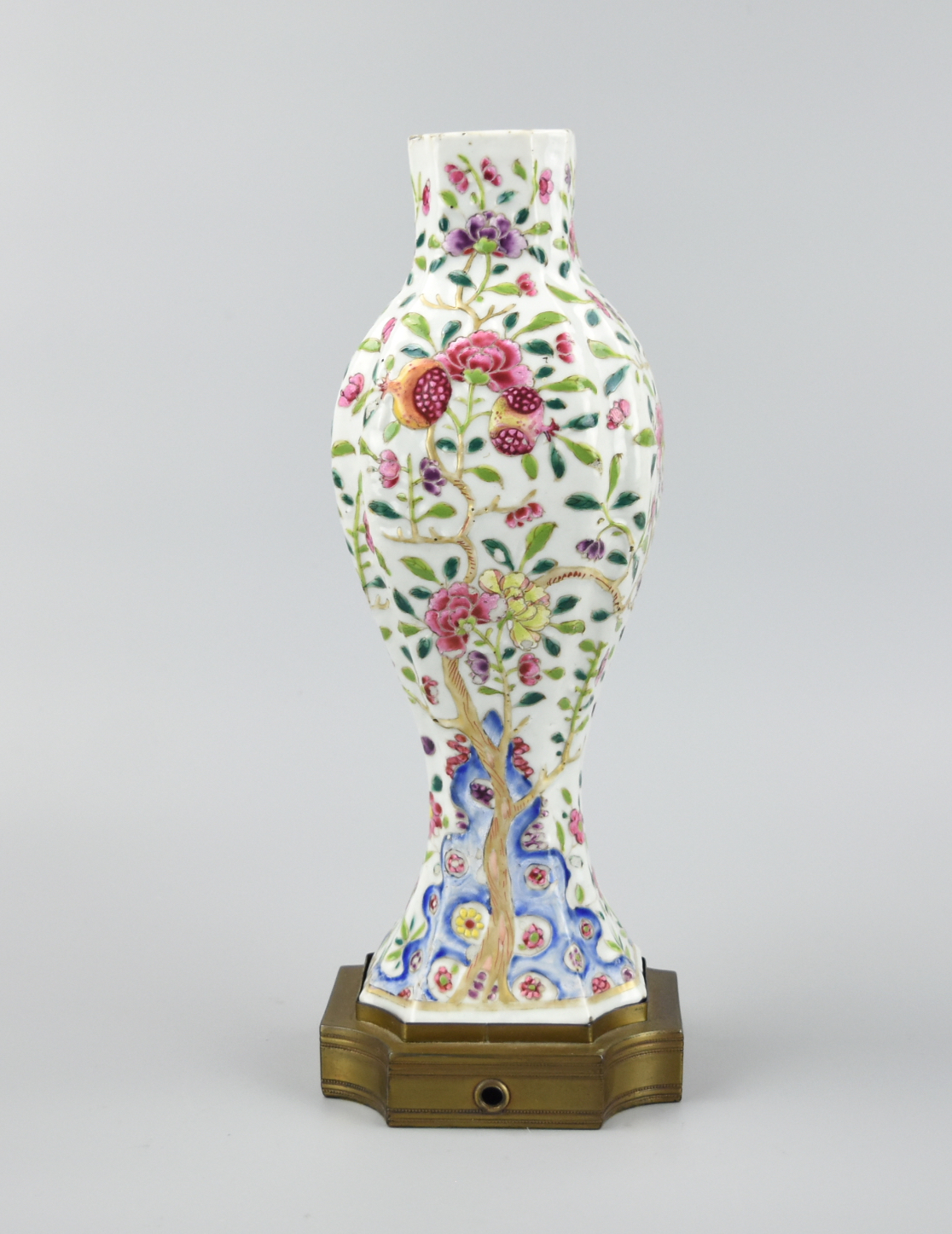 CHINESE FAMILLE ROSE VASE W/