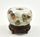 CHINESE FAMILLE ROSE WATERPOT