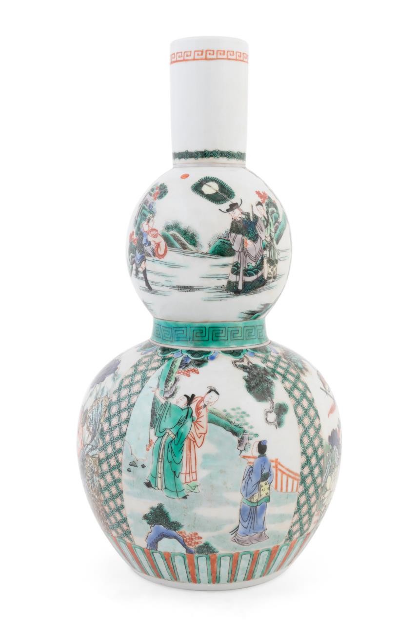 CHINESE FAMILLE VERTE FIGURAL