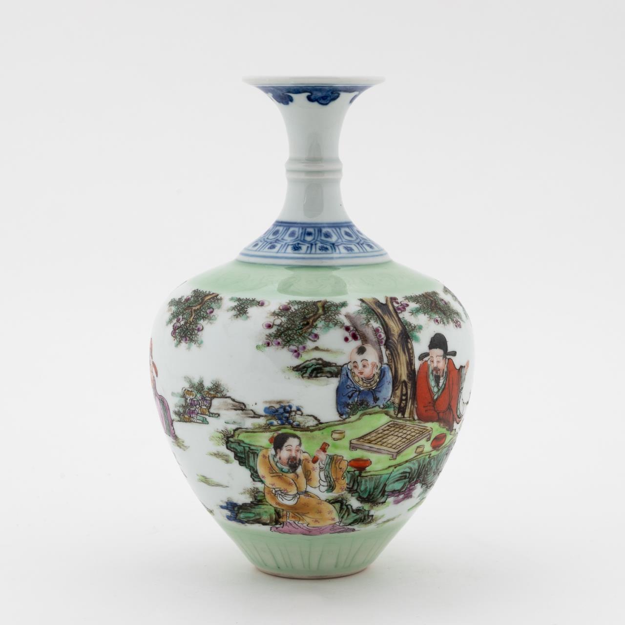 CHINESE FAMILLE VERTE FIGURAL