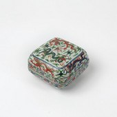 CHINESE FAMILLE VERTE LIDDED D