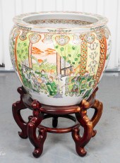 CHINESE FAMILLE VERTE PORCELAI