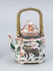 CHINESE FAMILLE VERTE PORCELAI