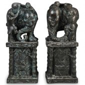 CHINESE FIGURAL BRONZE PILLARS