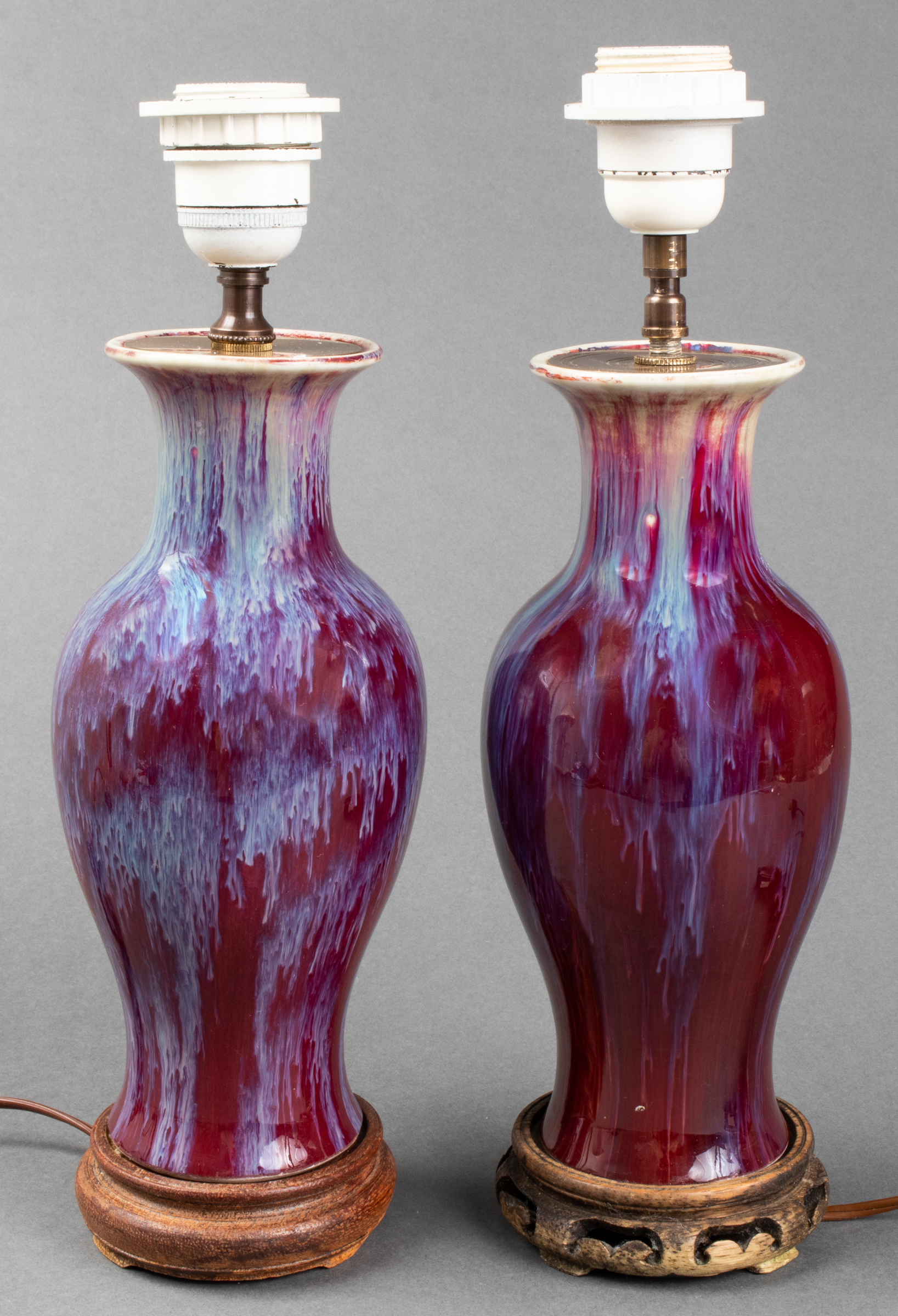 CHINESE FLAMBE GLAZED VASE TABLE