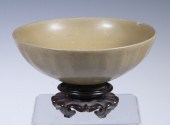 CHINESE FOOTED BOWL Qing Dynas