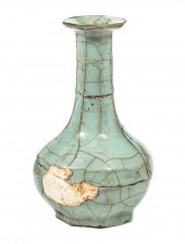 CHINESE GE-STYLE CRACKLED CELA