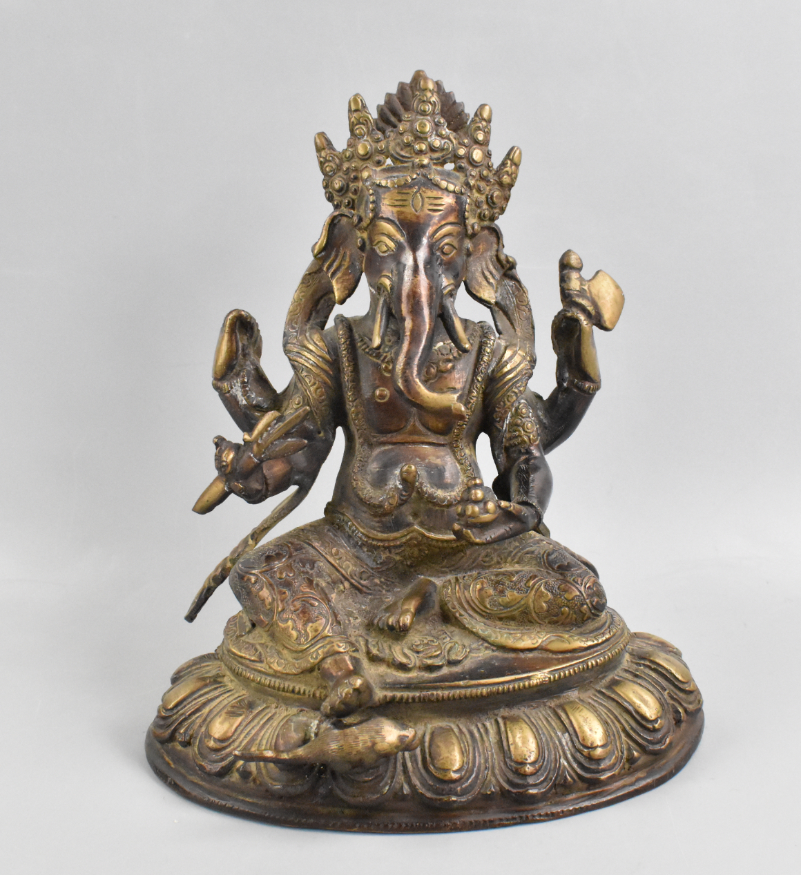 CHINESE GILT BRONZE BUDDHA FIGURE A