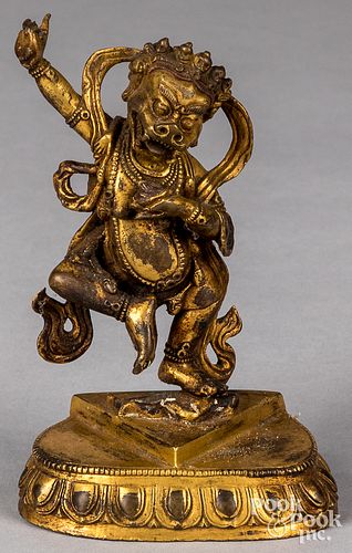CHINESE GILT BRONZE BUDDHAChinese