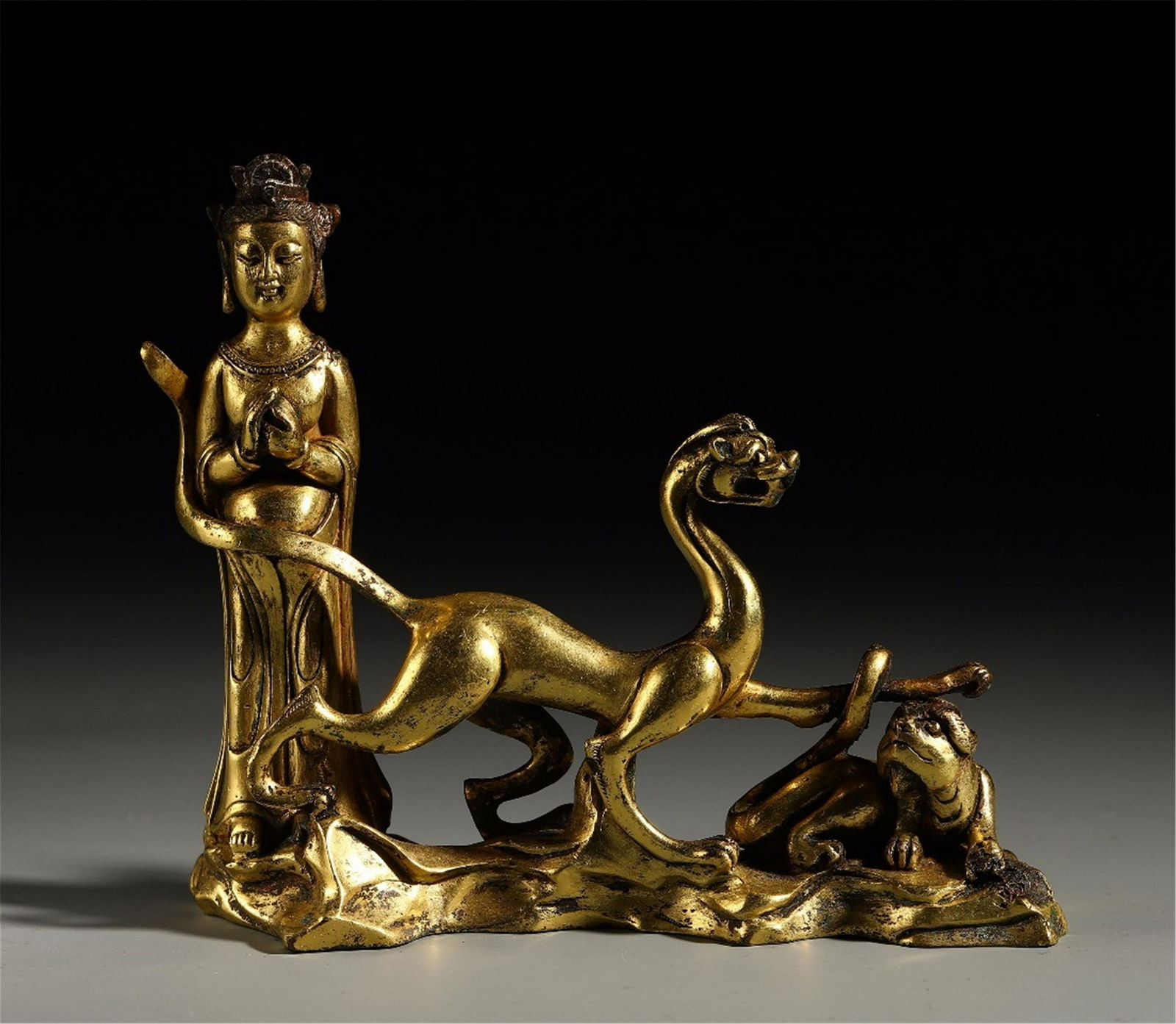CHINESE GILT BRTONZE BEAUTY AND