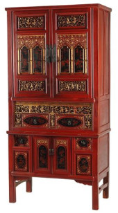 CHINESE GILT-DECORATED RED-LAC