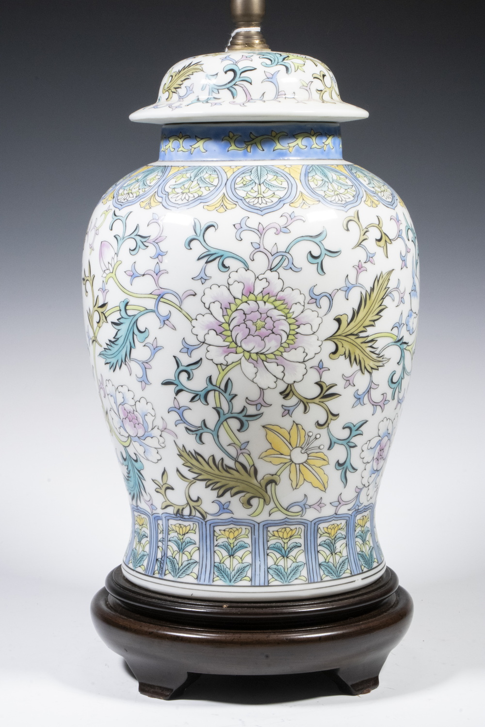 CHINESE GINGER JAR AS LAMP BASE,