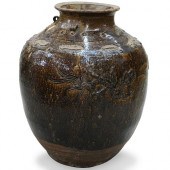 CHINESE GLAZED CERAMIC VASEDES