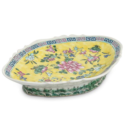 CHINESE GLAZED PORCELAIN OVAL