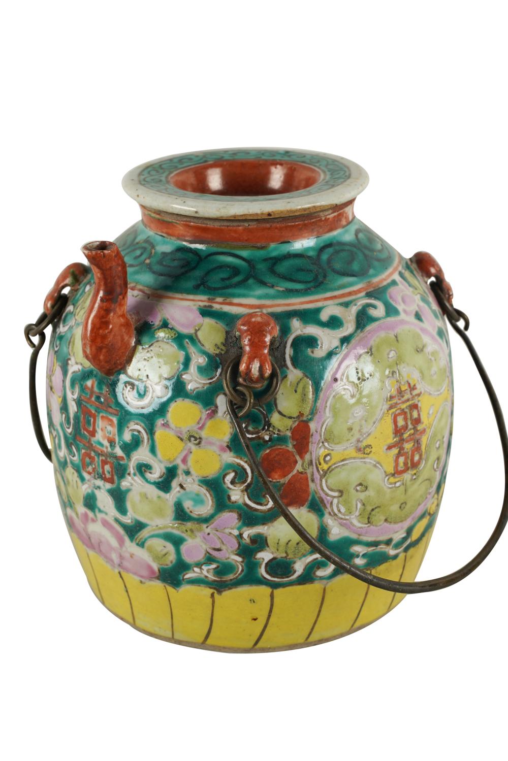 CHINESE GLAZED PORCELAIN TEAPOTMing