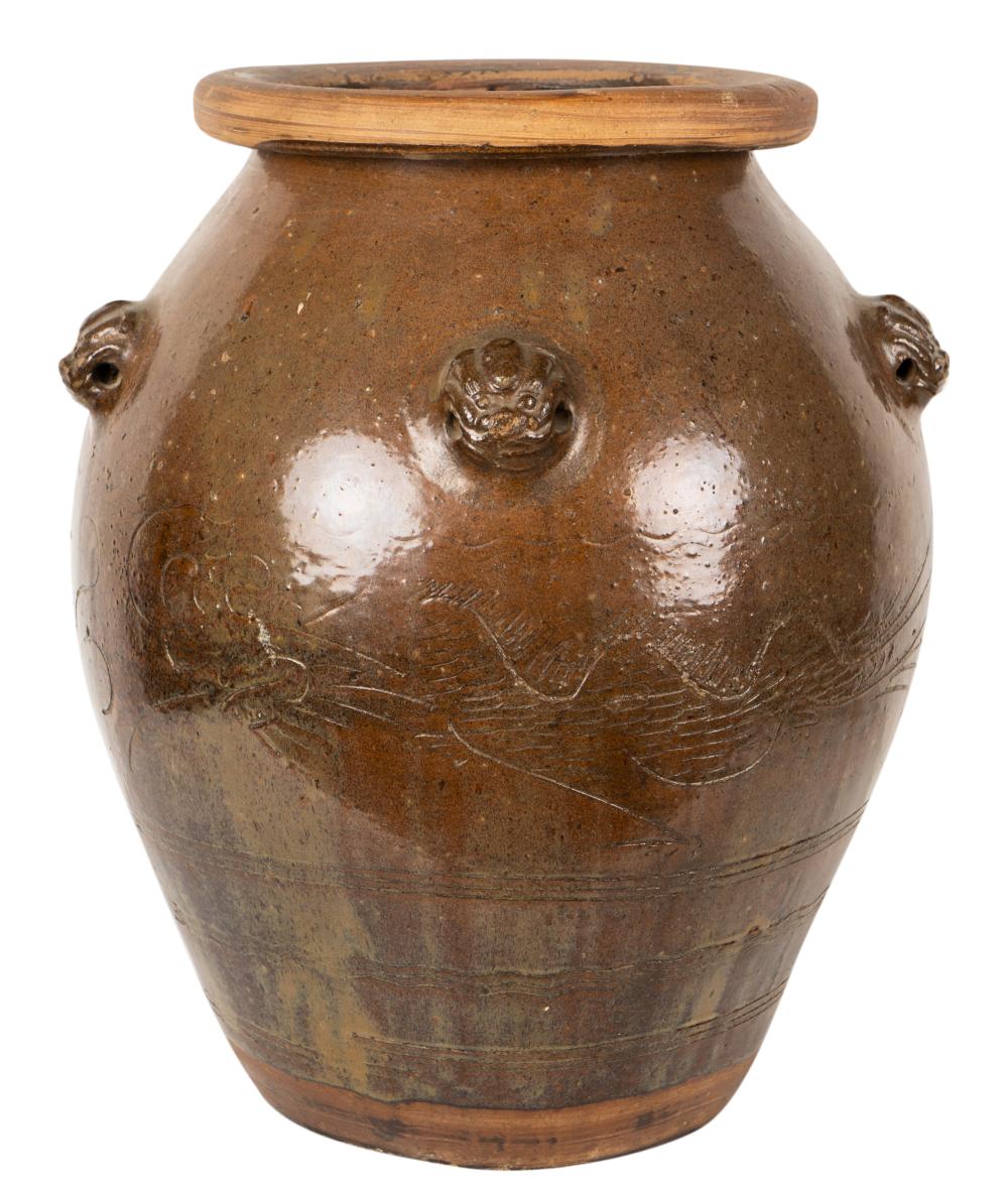 CHINESE GLAZED POTTERY URNChinese
