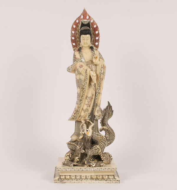 Chinese goddess figure with