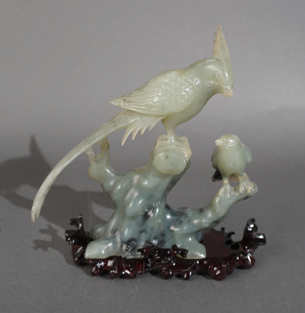 CHINESE GREEN CARVED HARDSTONE BIRD