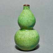 CHINESE GREEN CRACKLE GLAZED D