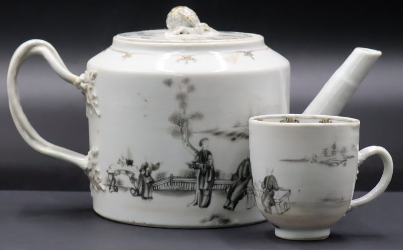 CHINESE GRISAILLE TEAPOT AND TEA