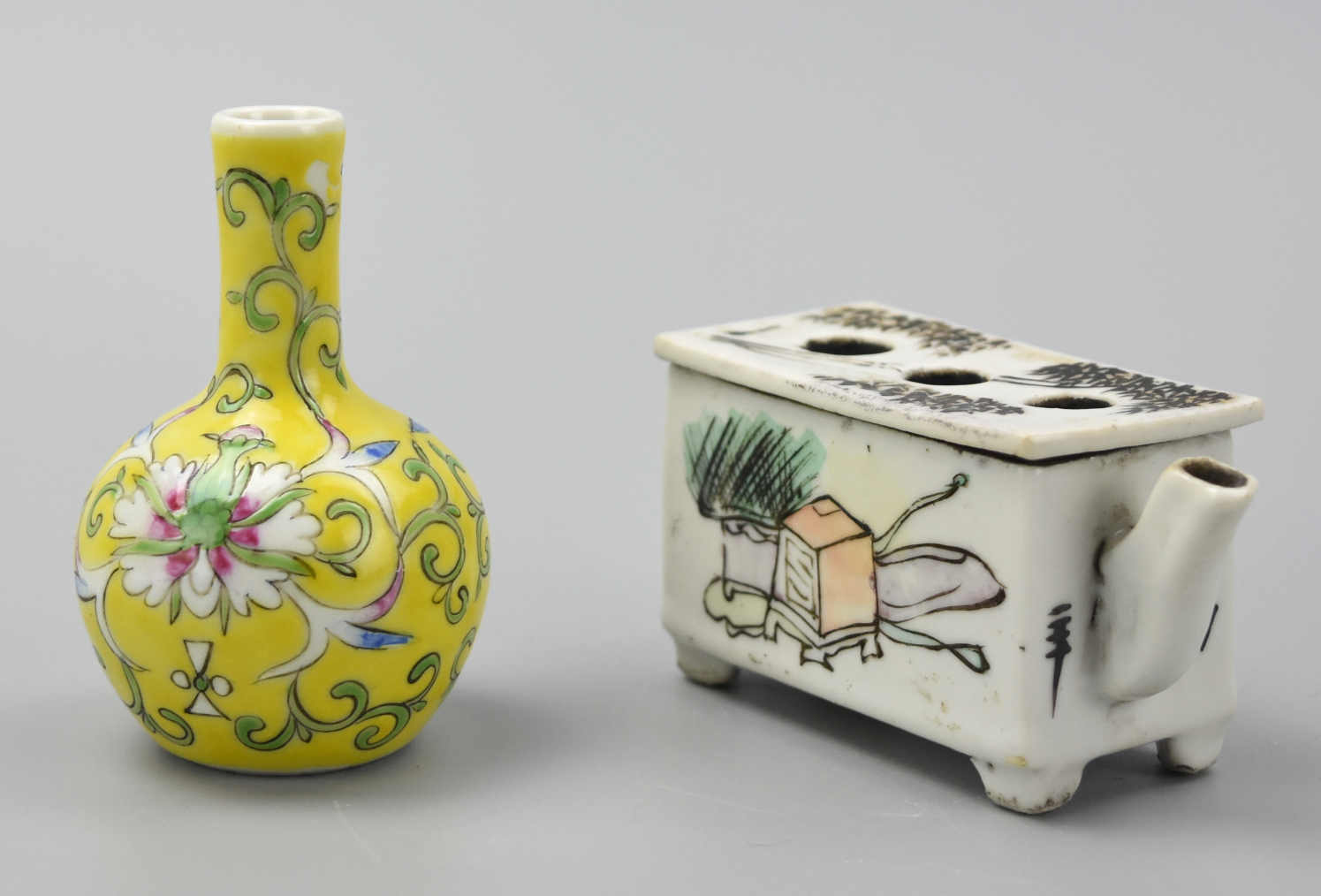 CHINESE GRISALLE WATERPOT &MINI
