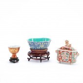 CHINESE GROUP OF 3 PORCELAIN V