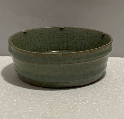 CHINESE GUAN-TYPE BRUSH WASHERA